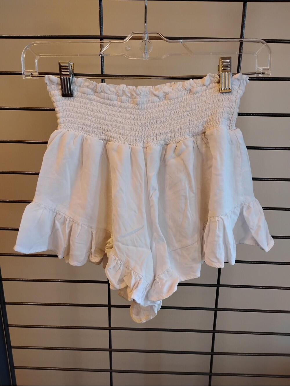Love Streak Women's Skorts Shirred waistband and a Flowy Ruffle hem Size Lg